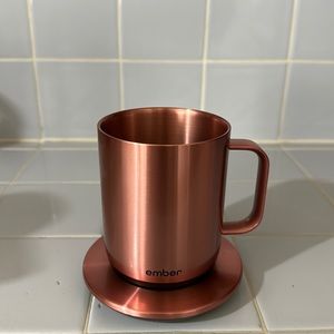 Rose gold 10oz temperature control mug. In excellent condition.